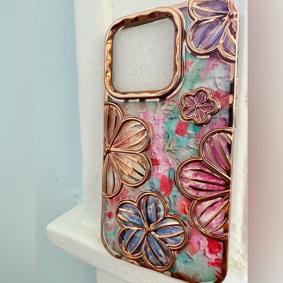 iPhone 14 Pro Flower Case - Picture 5 of 9